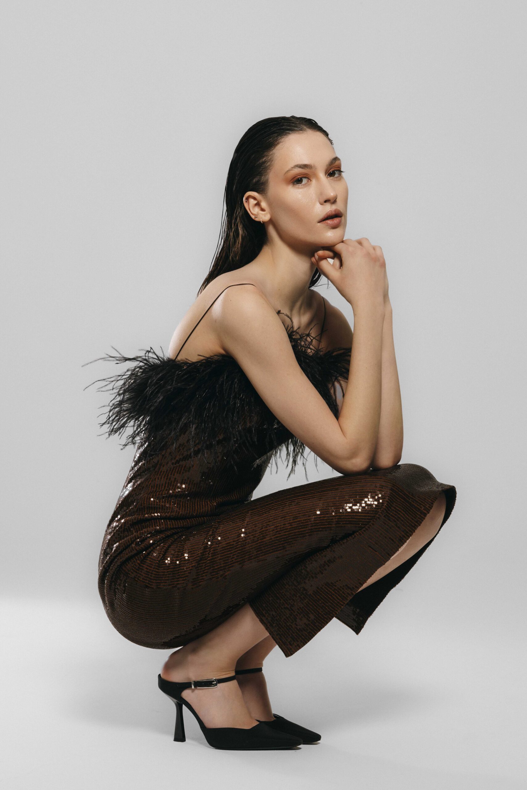 Brown Sequined Feather Dress - FILKK